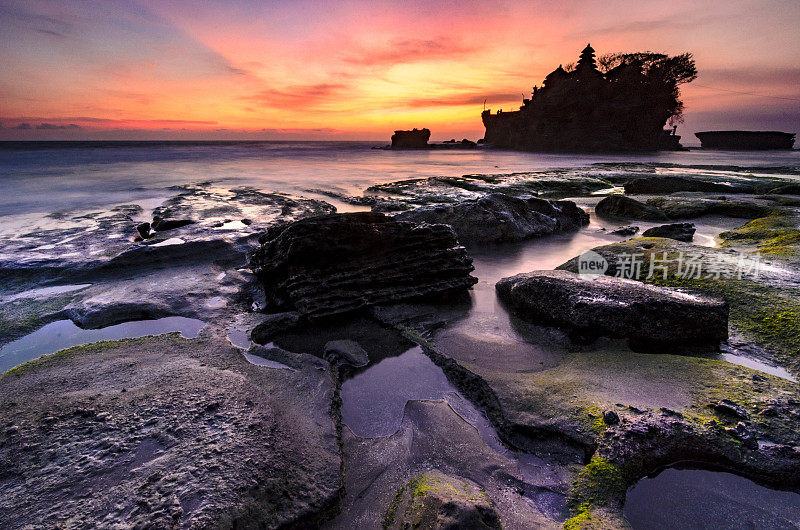 颜色的tanah Lot